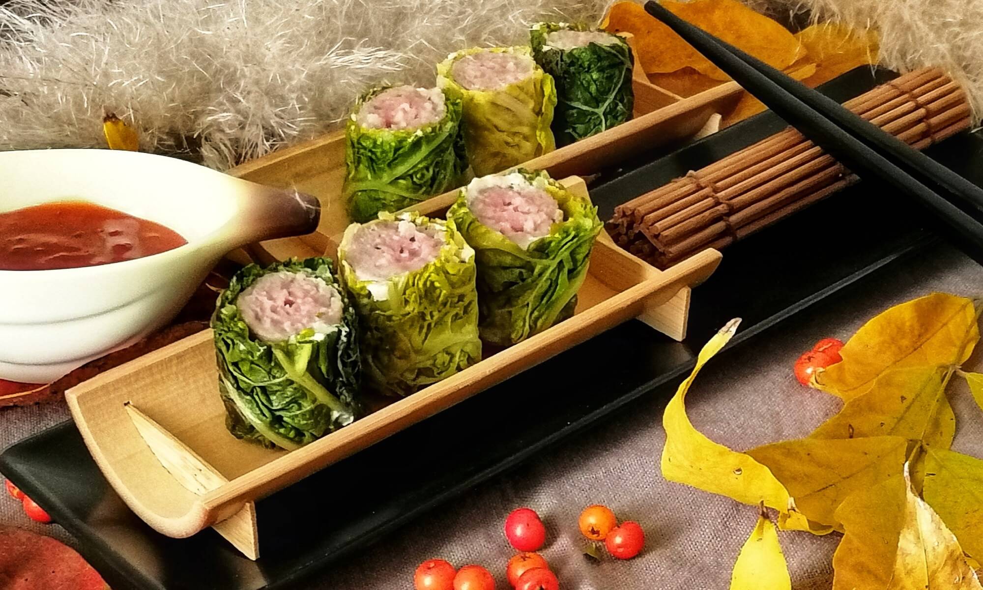 maki con luganega di vitello e salsa agrodolce piccante