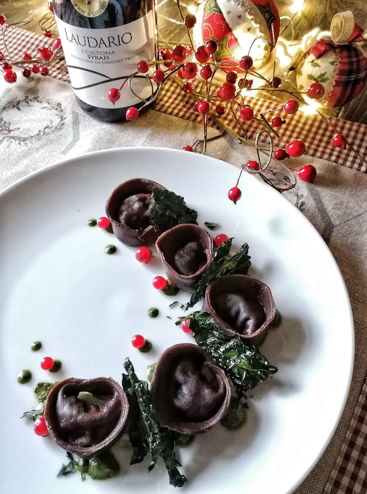 Tortelli al cioccolato con cinghiale al Syrah